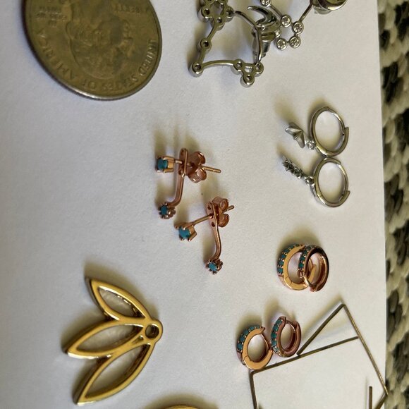 Free earrings with any clothing purchase! - Picture 1 of 10